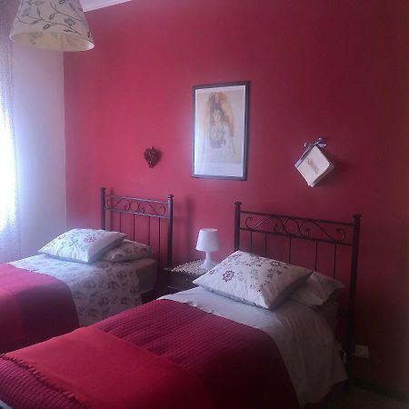 פארמה Apartment Montebello מראה חיצוני תמונה